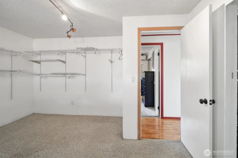 Property photo for 6965 E E, Tacoma photo 17