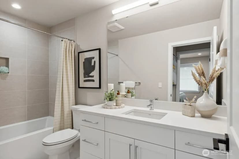 Property photo for 215 8th Avenue W, Kirkland photo 33