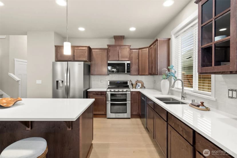 Property photo for 715 Maggee Street Se, Lacey photo 10