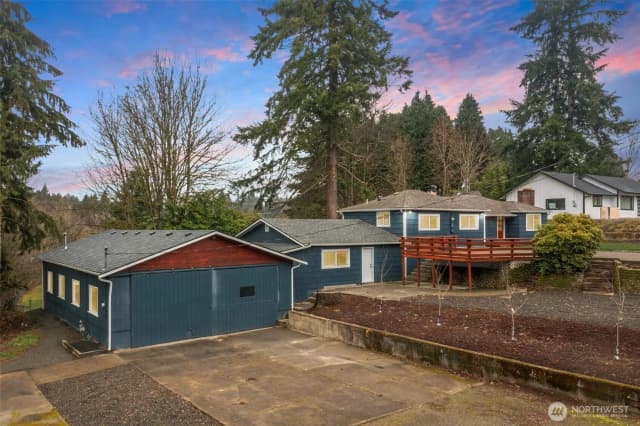 Property photo for 702 Dennis Street Se, Tumwater