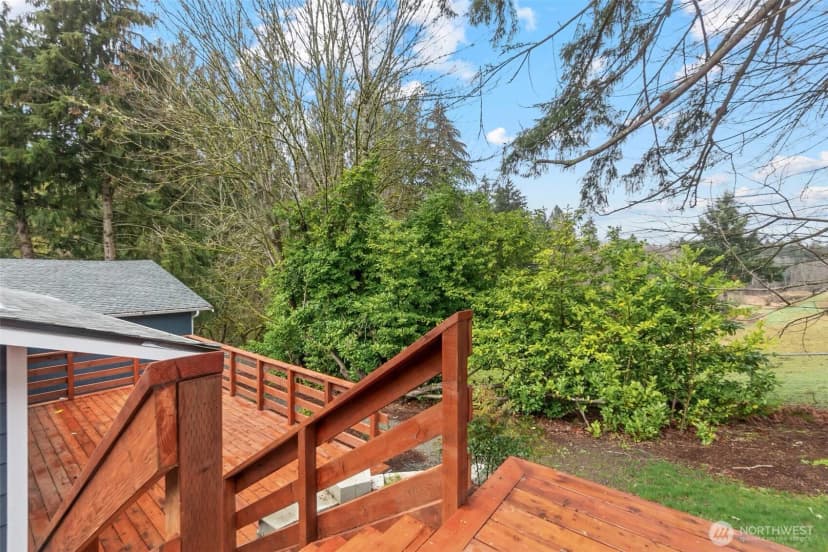 Property photo for 702 Dennis Street Se, Tumwater photo 28