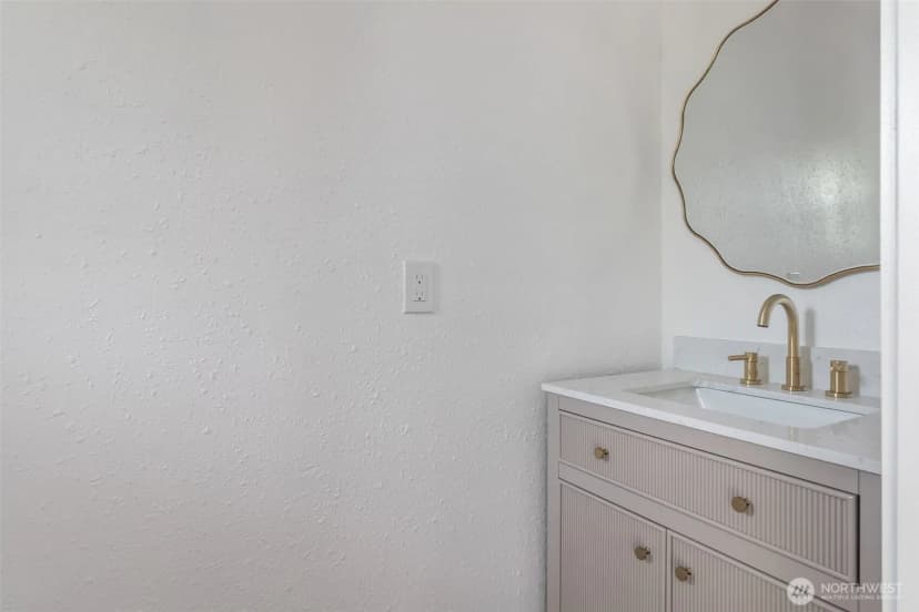 Property photo for 702 Dennis Street Se, Tumwater photo 26