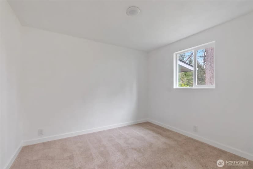 Property photo for 702 Dennis Street Se, Tumwater photo 18