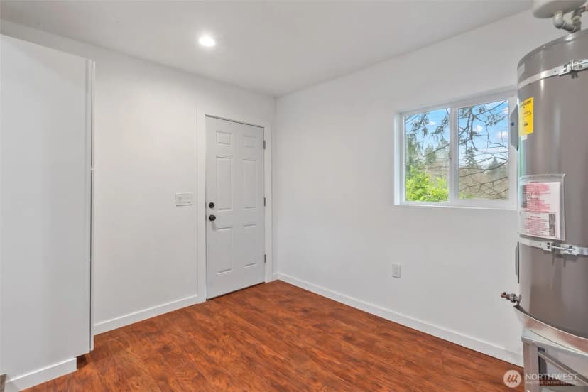 Property photo for 702 Dennis Street Se, Tumwater photo 21