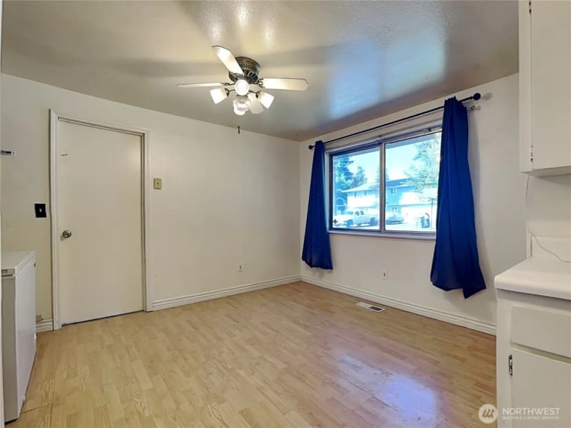 Property photo for 17103 15th Avenue E, Spanaway photo 4