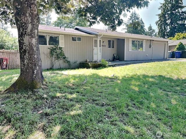 Property photo for 17103 15th Avenue E, Spanaway photo 2