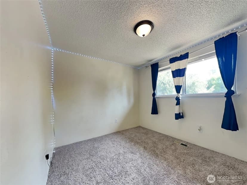 Property photo for 17103 15th Avenue E, Spanaway photo 19