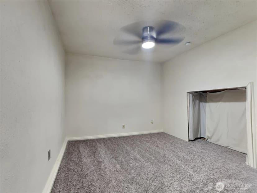 Property photo for 17103 15th Avenue E, Spanaway photo 13
