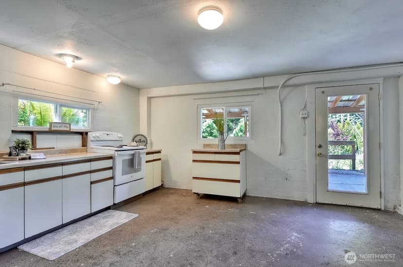 Property photo for 1160 St Paul Street, Bellingham photo 30