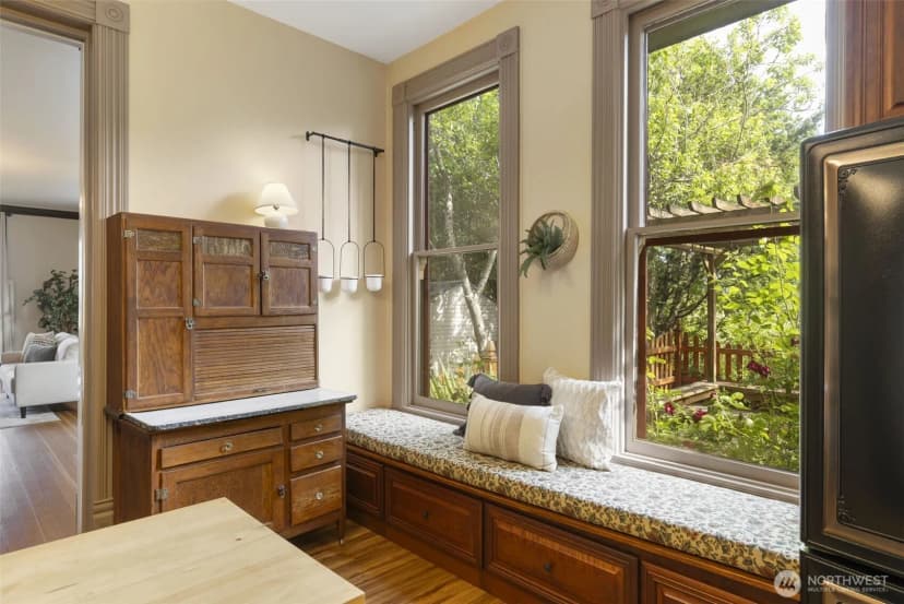Property photo for 925 Wilson Street, Port Townsend photo 16