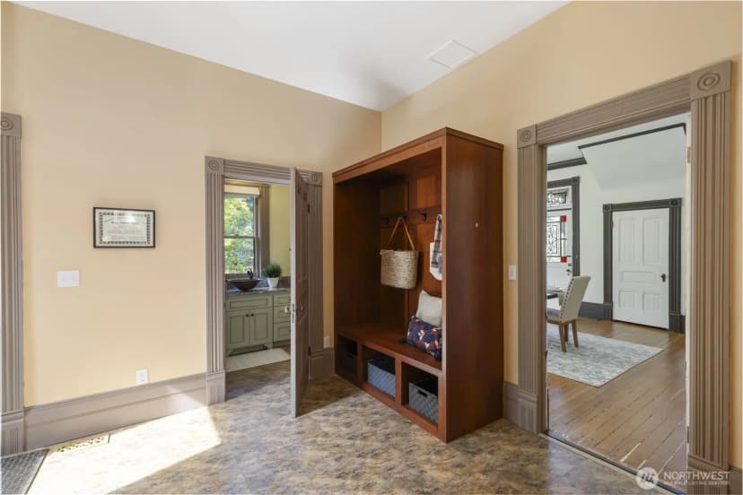 Property photo for 925 Wilson Street, Port Townsend photo 17