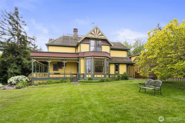 Property photo for 925 Wilson Street, Port Townsend