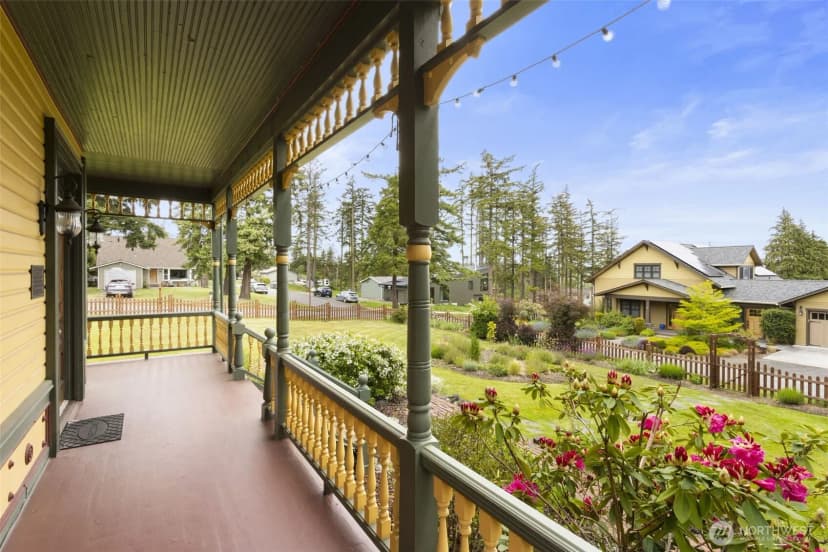 Property photo for 925 Wilson Street, Port Townsend photo 3