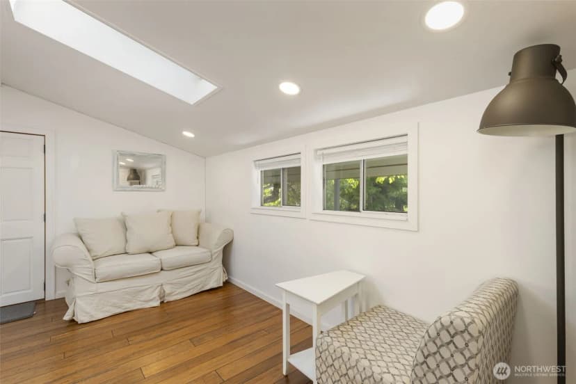 Property photo for 925 Wilson Street, Port Townsend photo 33