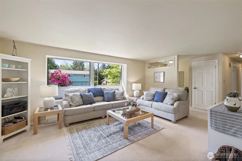 Property photo for 6901 226th Place Sw, Mountlake Terrace photo 11
