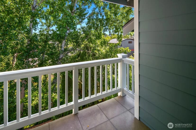 Property photo for 1414 25th Avenue #b, Seattle photo 10