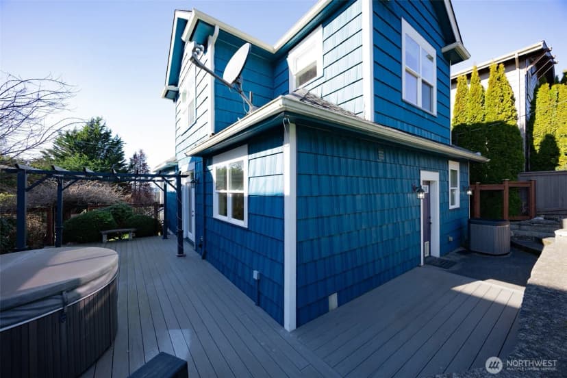 Property photo for 805 11th Street, Bellingham photo 31