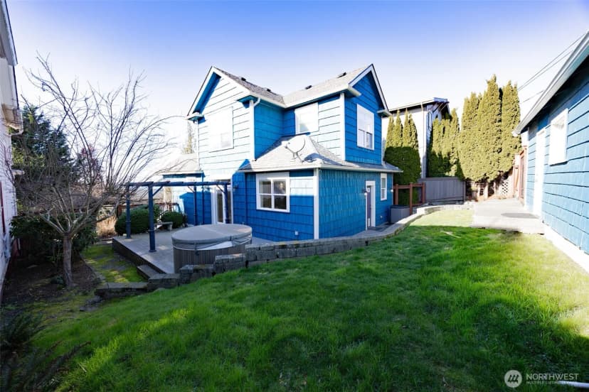 Property photo for 805 11th Street, Bellingham photo 30