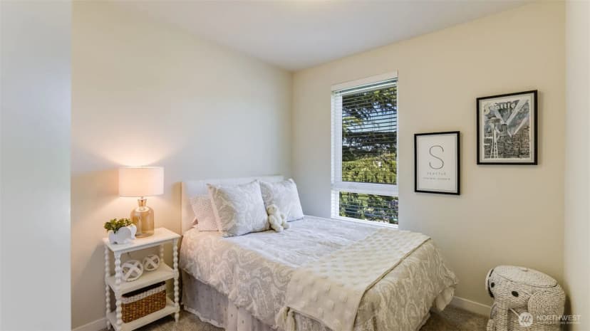 Property photo for 14528 35th Avenue Ne, Lake Forest Park photo 20