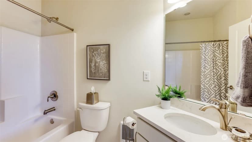 Property photo for 14528 35th Avenue Ne, Lake Forest Park photo 22