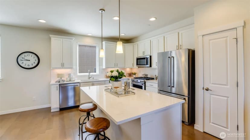 Property photo for 14528 35th Avenue Ne, Lake Forest Park photo 16