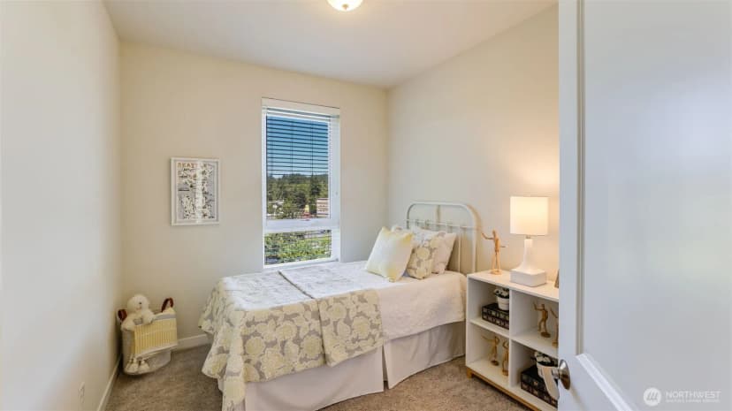 Property photo for 14528 35th Avenue Ne, Lake Forest Park photo 21