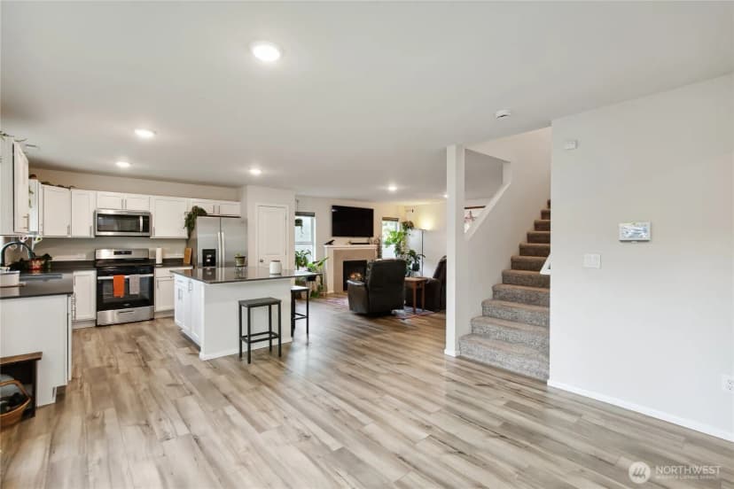Property photo for 534 Gilbertson Lane Se, Olympia photo 6