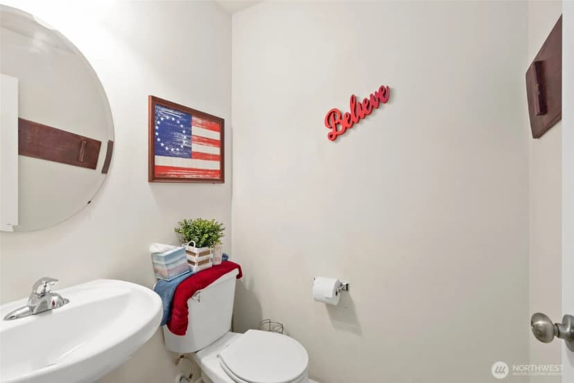 Property photo for 6600 Carolina Street Se, Lacey photo 14