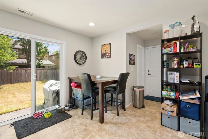 Property photo for 6600 Carolina Street Se, Lacey photo 12