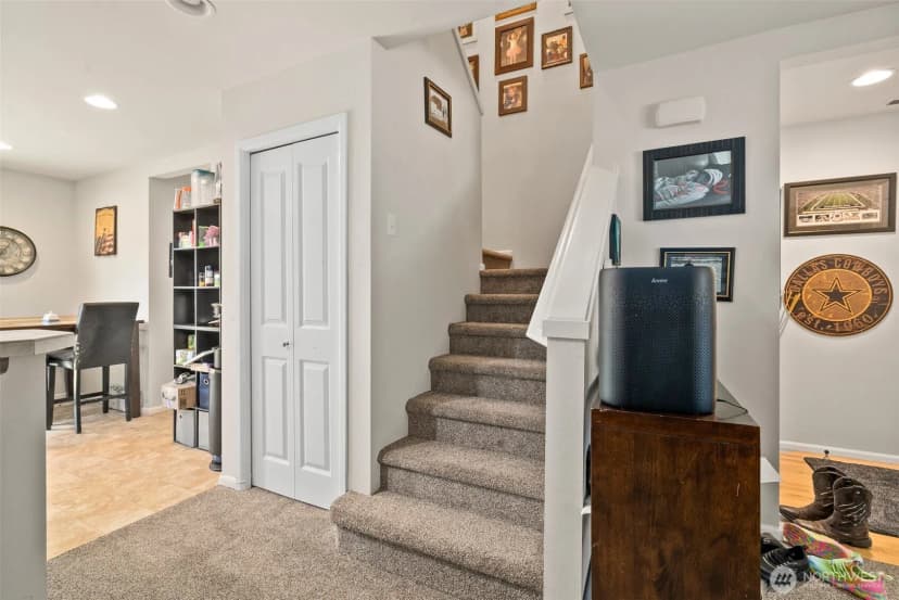 Property photo for 6600 Carolina Street Se, Lacey photo 15