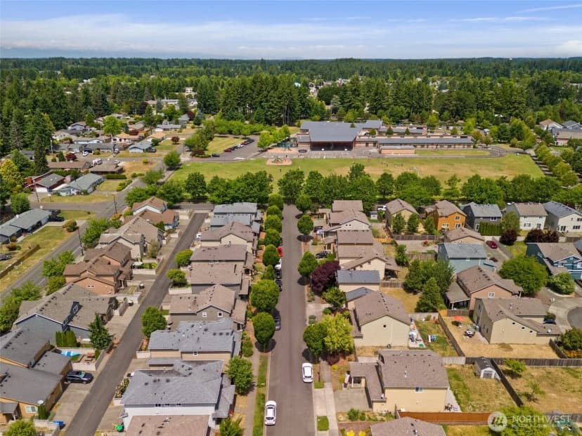 Property photo for 6600 Carolina Street Se, Lacey photo 25