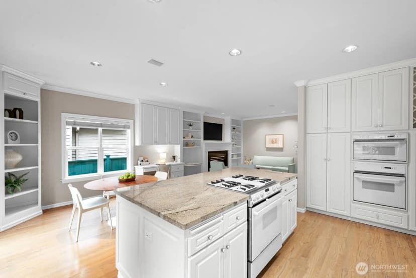 Property photo for 1240 108th Avenue Ne, Bellevue photo 18