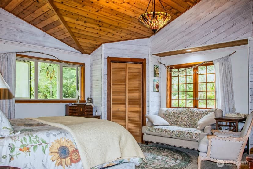 Property photo for 70 Cole Avenue, Port Townsend photo 14