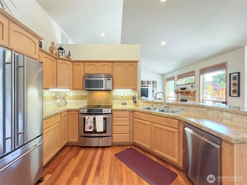 Property photo for 1427 N Aurora Court, Port Angeles photo 13