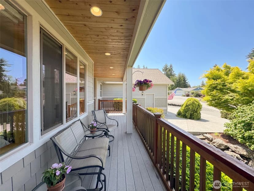 Property photo for 1427 N Aurora Court, Port Angeles photo 5