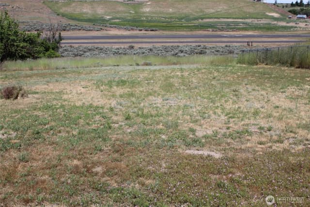 Property photo for 0 W Broadway Avenue, Ritzville