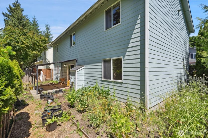 Property photo for 9810 23rd Avenue Se, Everett photo 34