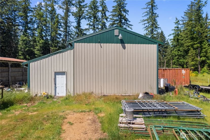 Property photo for 14625 Lake Lawrence Road Se, Yelm photo 12