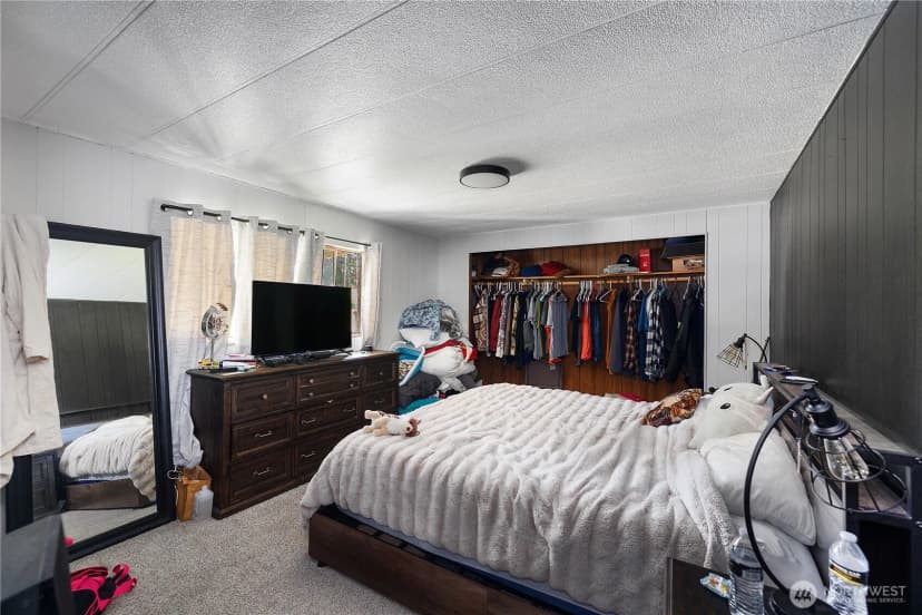 Property photo for 14625 Lake Lawrence Road Se, Yelm photo 5