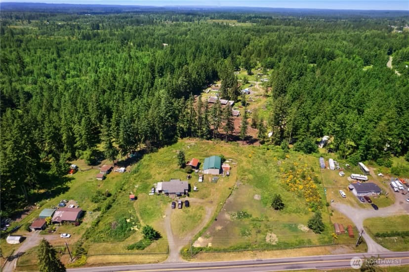 Property photo for 14625 Lake Lawrence Road Se, Yelm photo 7