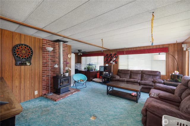 Property photo for 14625 Lake Lawrence Road Se, Yelm photo 2