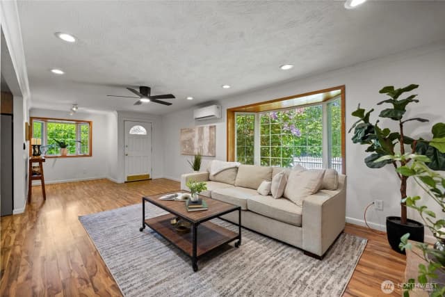 Property photo for 1315 Sw 310th Street, Federal Way photo 3