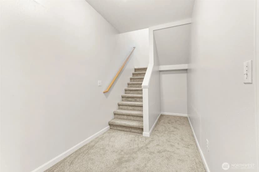 Property photo for 35426 8th Avenue Sw, Federal Way photo 23