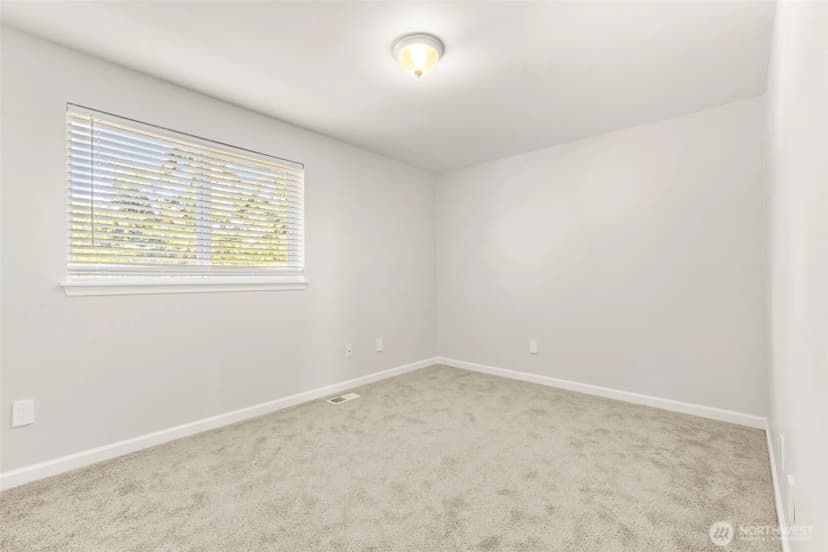 Property photo for 35426 8th Avenue Sw, Federal Way photo 21