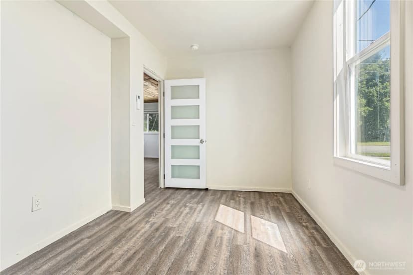 Property photo for 131 Columbia Street, Sumas photo 18