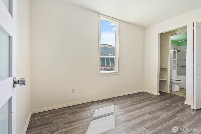 Property photo for 131 Columbia Street, Sumas photo 15