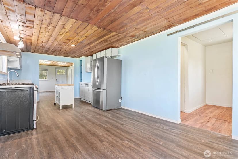 Property photo for 131 Columbia Street, Sumas photo 3