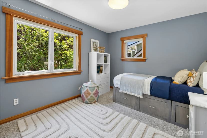 Property photo for 9117 Ne North Town Drive, Bainbridge Island photo 24