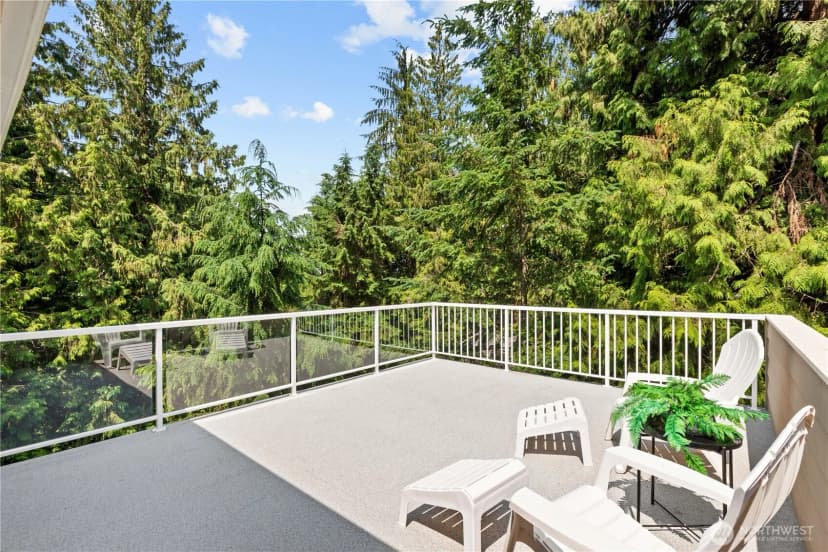 Property photo for 54 Grand View Lane, Bellingham photo 20
