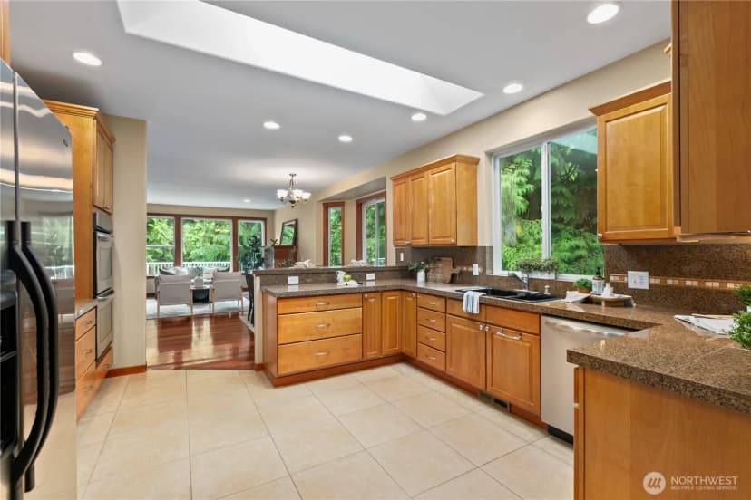 Property photo for 54 Grand View Lane, Bellingham photo 6